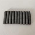 Flat round anisotropic disc ferrite magnets Y30BH