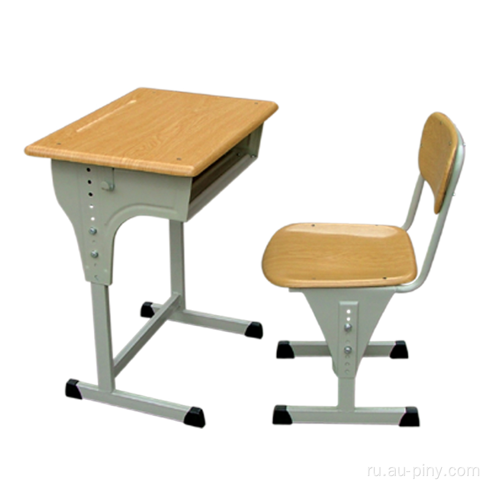Студенческий стол и стул на доске Werzalit