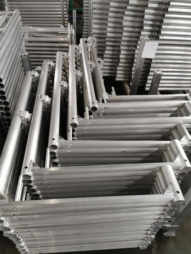A estrutura intermediária de alumimnum se encaixa no mercado europeu