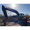 Използван багер Volvo EC200