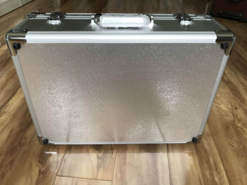 Aluminum Alloy Box with Sponge Foam Inlay