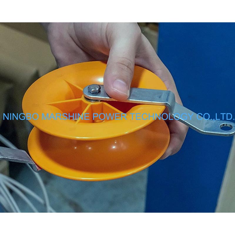Pole Mounted Cable Pulley
