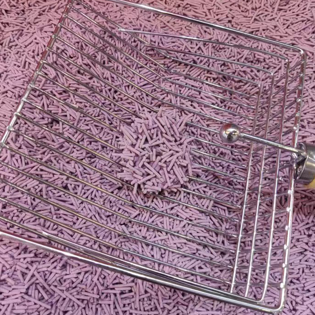 Lavender cat litter