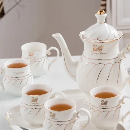 China Supplier White Gold Rim Royal Porcelain Coffee Tea Set for Wedding