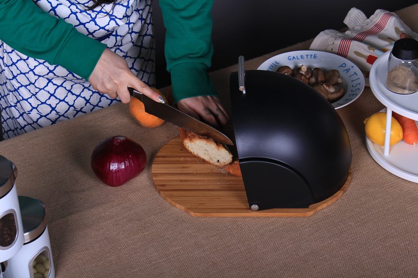 wooden base bread container