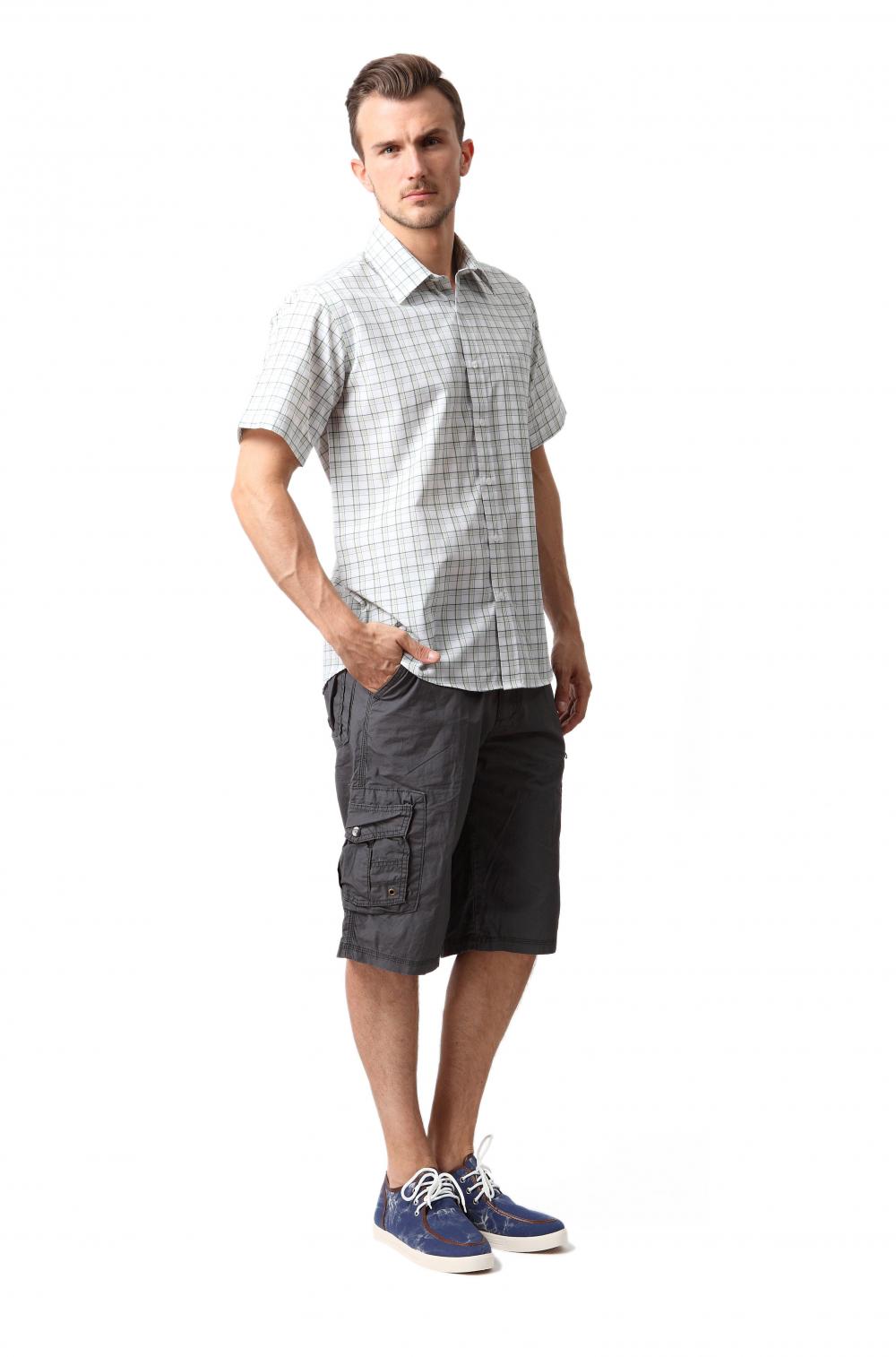 Men's bermuda cargo shorts