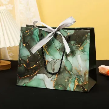 Luxury Cardboard Packing Paper Bag with Ribbon Handle