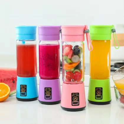 Portable Rechargeable Mini Juicer Blender