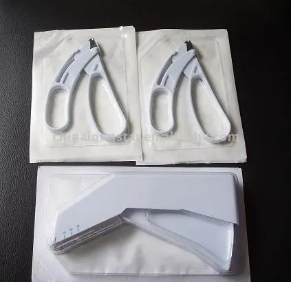 Skin Stapler and Stapler Remover/Suture Needle, Surgical Coat/Face Mask