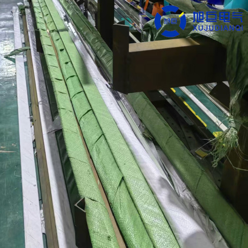 Медные медали различных характеристик.