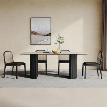 Platzsparende Klapptisch und Stühle Set: Mehrzweck-Esslösung