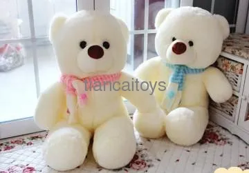 cream color plush bear