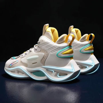 2024 China Best Breathable Sport Shoes & Sneakers