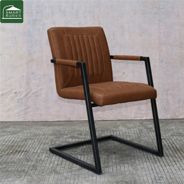 Cadeiras vivas Luxury Classic Design Sala de estar Restaurante de cadeira PU barato usado Cadeiras vivas de couro usadas