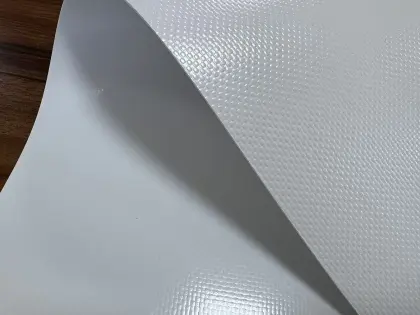 1050gsm Membrane structure material surface lacquered