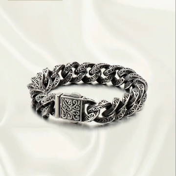 DADA 316L Stainless Steel Vintage Titanium Steel Bracelet with Engraved Skull Totem