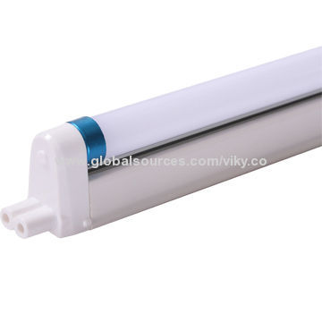 T5 LED Tube Light with 13W, 3014 SMD LED Chip, Good for Energy Conservation and Environment Protect