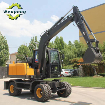 6.5Ton Compact Wheel Excavator With Kubota Engine