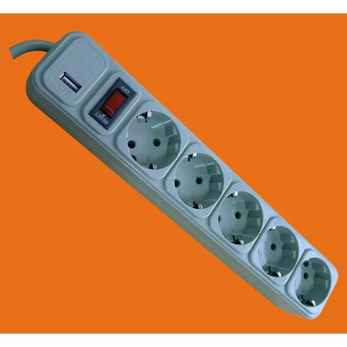 Soket Steker Eropa dengan Kabel Daya (E2005ES-USB)