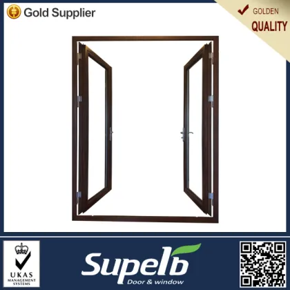 Aluminium-wood clad tilted interior window