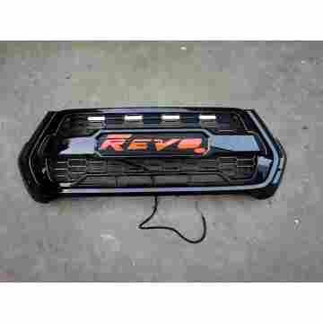 Accesorios 4x4 Grilla frontal para Hilux Revo 2021