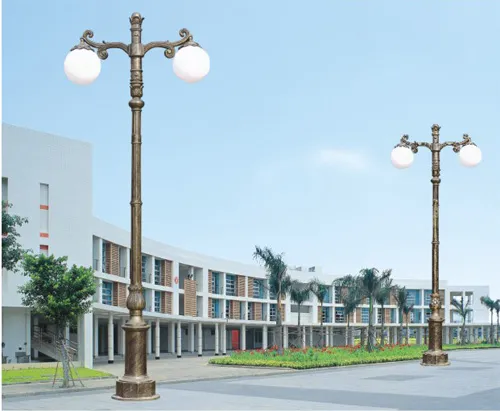 Sand Cast Aluminium Garden Lamp