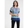 Lady redond round pescoço blusa de camisa de cetim