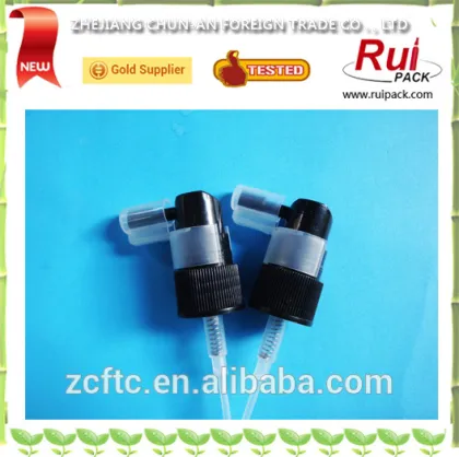 Pharmaceutical spray pump, plastic throat spray