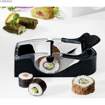 Sushi yang membuat alat-alat