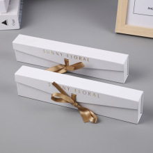 Caixa de presente de colar branco de logotipo de ouro personalizado