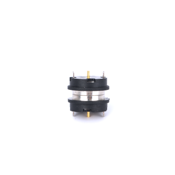 黒い磁気2ピン円形コネクタ