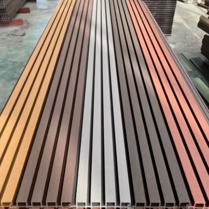 Wpc Outdoor Wall Panel ป้องกันปลวกป้องกันเชื้อราปลอดภัยสำหรับสภาพแวดล้อมที่มีความชื้นกลางแจ้ง