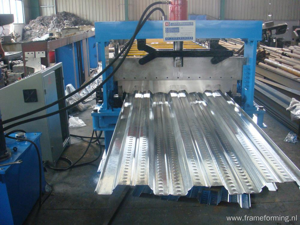 Metal Wall Panel Making Machine