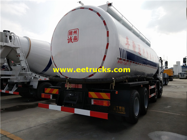 Dry Powder Transport Truck