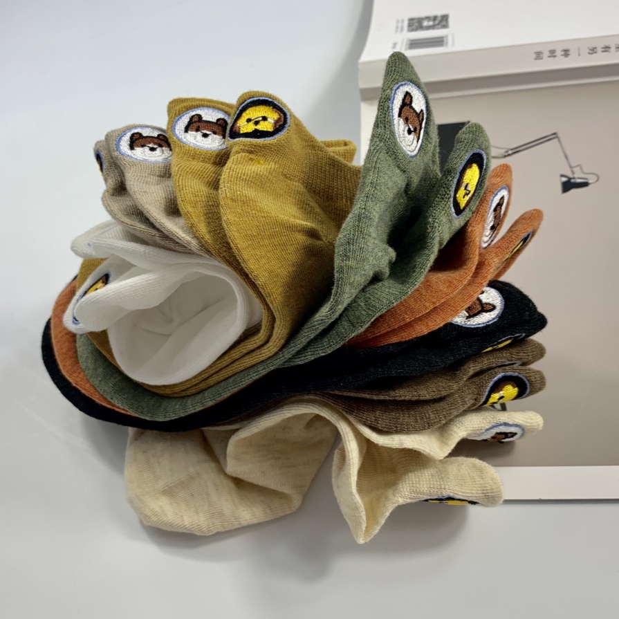 Koleksyon ng Dog Head Embroidered Boat Socks