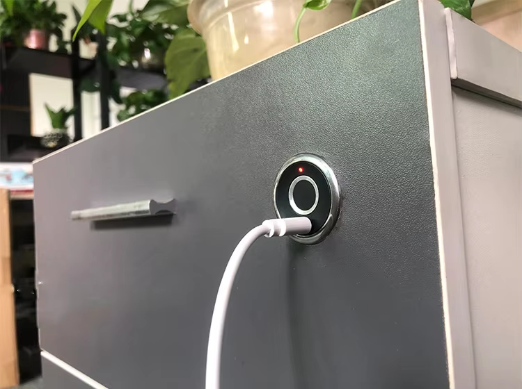 4 1 Intelligent cabinet lock
