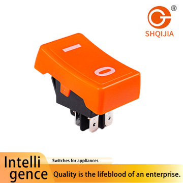 El interruptor grande con forma de barco R11-821T