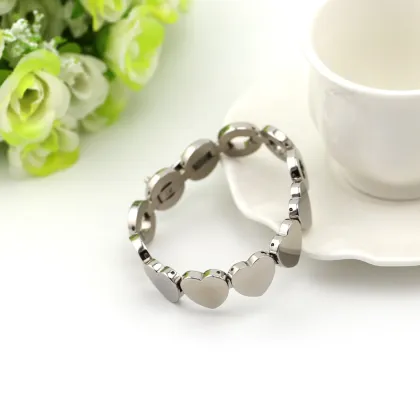 Link bracelet heart shape for loves