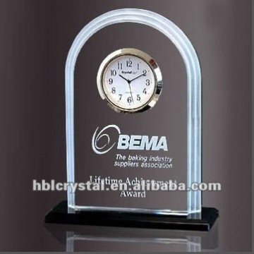 Arch crystal clock