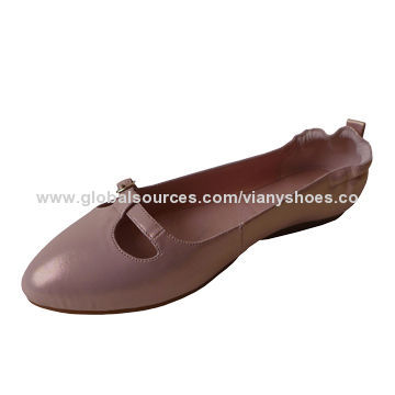 Women's rollable shoes with soft rubber outsole/lining and insole made of genuine leather