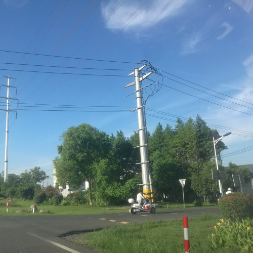 Υψηλή τάση πολυγωνική εναέρια μετάδοση χάλυβα χάλυβα χάλυβα