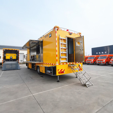 Dongfeng Tianjin Kitchen truck Cooking truck Multi-functional food truck