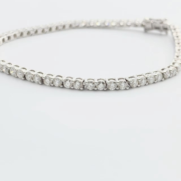 Add Glamour to Your Outfit with Stylish Lab Diamond Tennis Chain Bracelet - Available in 9k & 18k Gold