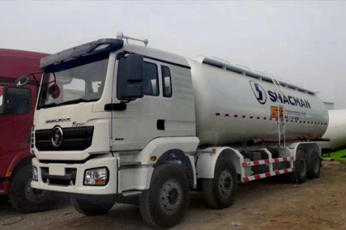 SHACMAN Oil tank truck