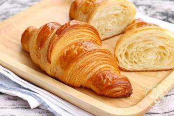 Food grade maltogenic amylase enzyme