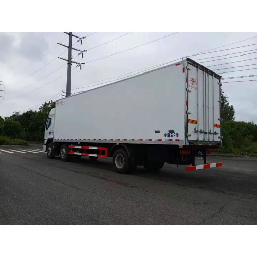 Diesel Refrigerated truck with refrigeration unit