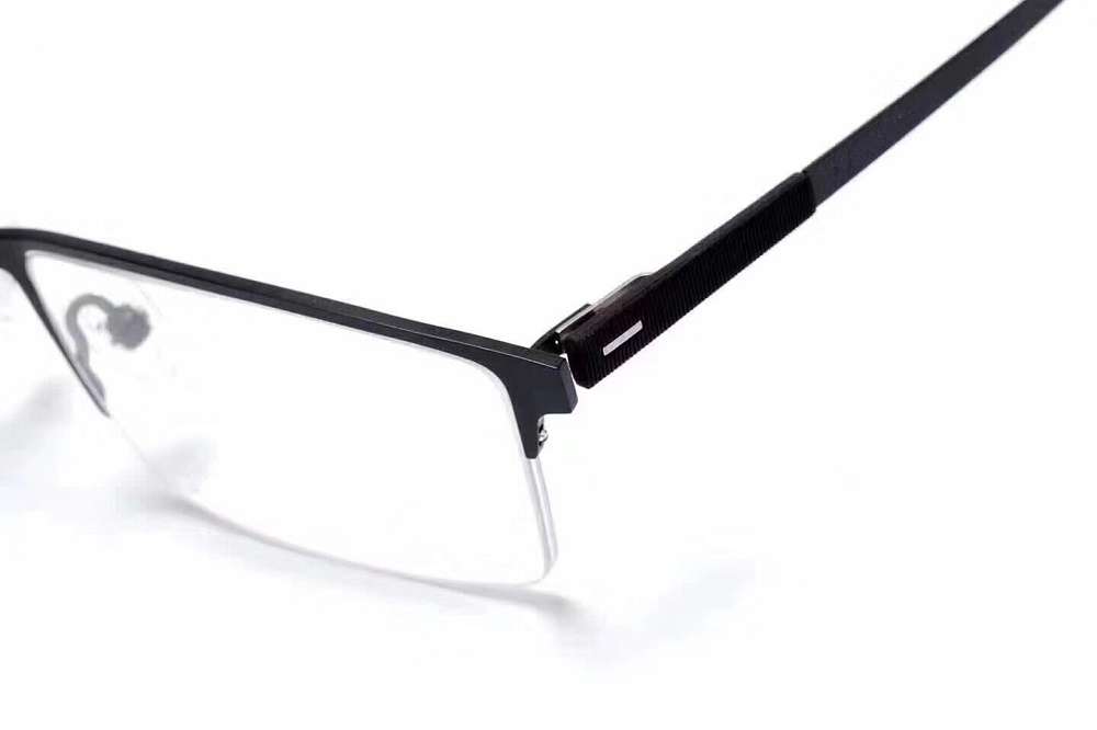 Lightweight Glasses