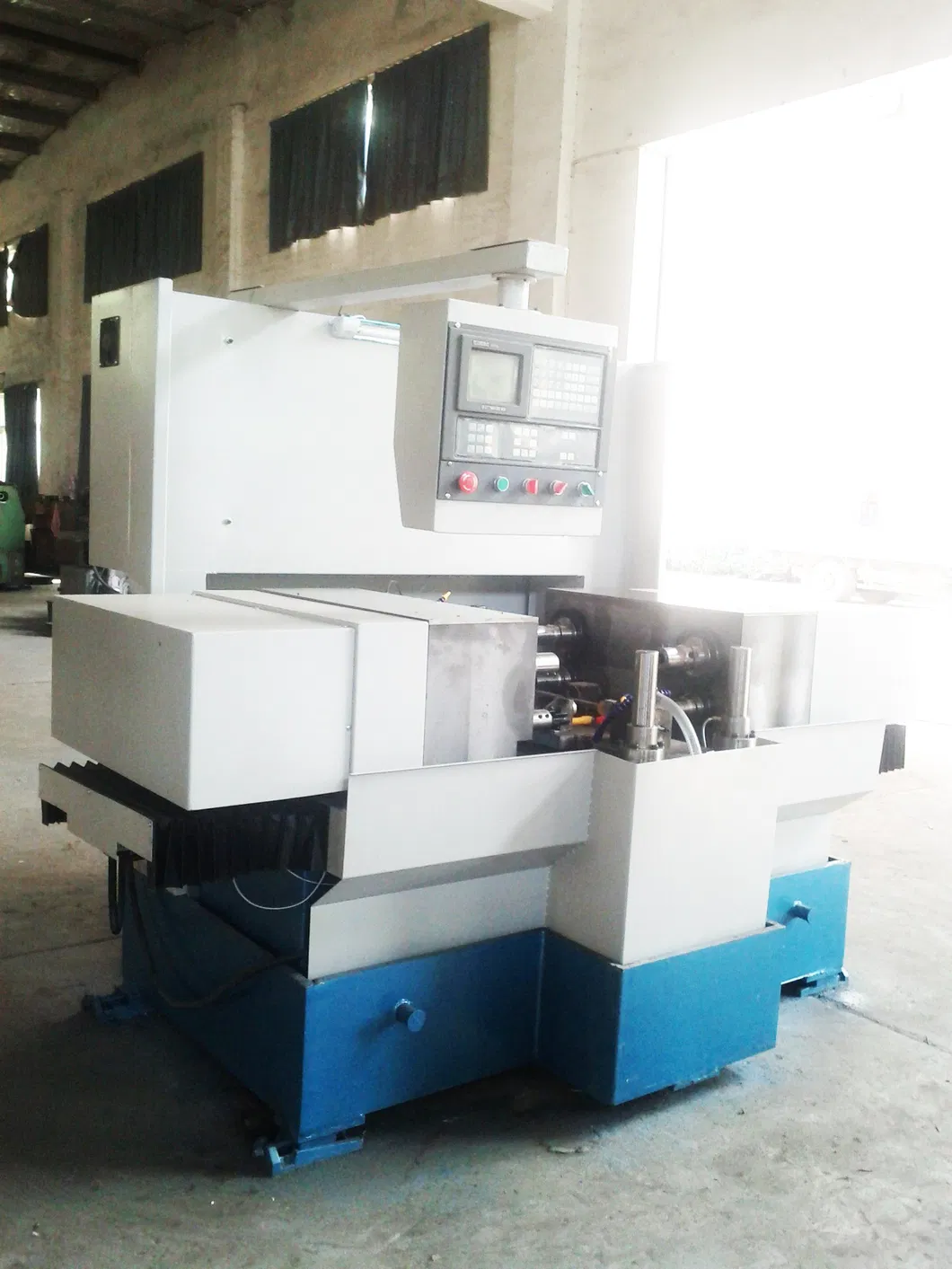 Пълен комплект оборудване за алуминиев радиатор, Nc машина за нарязване