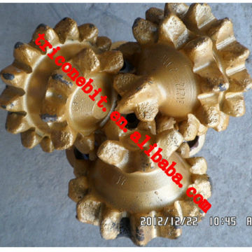 9 5/8" Steel tooh tricone bit