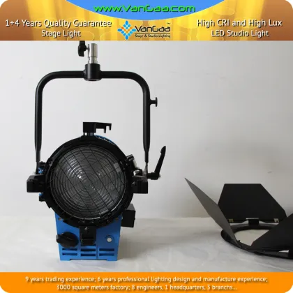 Zoom DMX 1000W LED Light: A Studio Video Light with ARRI Fresnel Features and 220V Compatibility